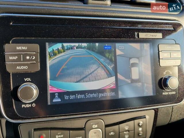 Сірий Ніссан Ліф, об'ємом двигуна 0 л та пробігом 173 тис. км за 10850 $, фото 45 на Automoto.ua