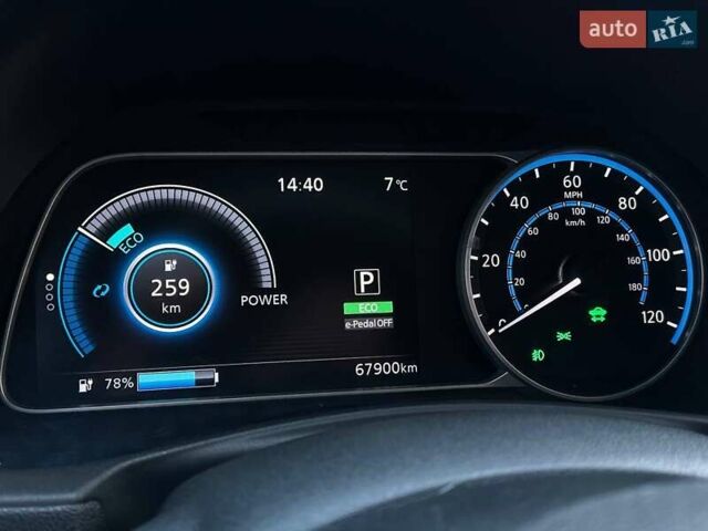 Серый Ниссан Лиф, объемом двигателя 0 л и пробегом 69 тыс. км за 15800 $, фото 24 на Automoto.ua