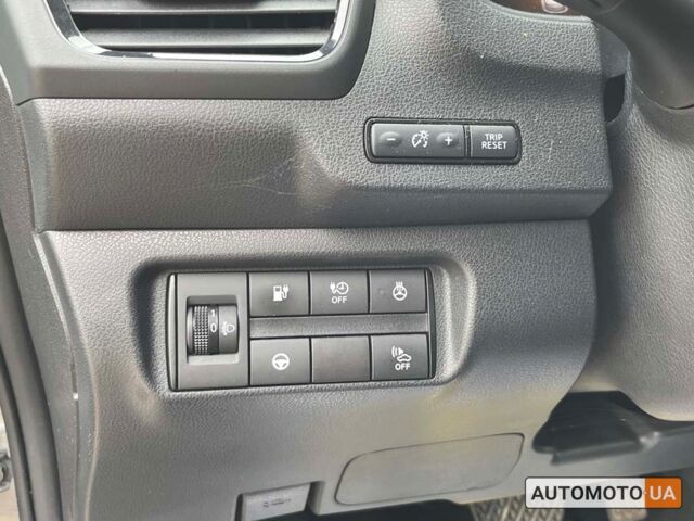 Сірий Ніссан Ліф, об'ємом двигуна 40 л та пробігом 70 тис. км за 14500 $, фото 14 на Automoto.ua