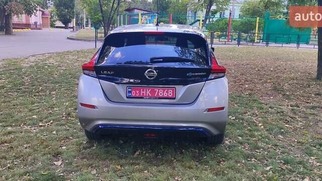 Серый Ниссан Лиф, объемом двигателя 0 л и пробегом 80 тыс. км за 13200 $, фото 2 на Automoto.ua