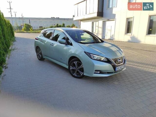 Серый Ниссан Лиф, объемом двигателя 0 л и пробегом 162 тыс. км за 13500 $, фото 3 на Automoto.ua