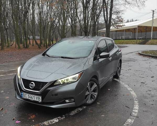 Серый Ниссан Лиф, объемом двигателя 0 л и пробегом 126 тыс. км за 12200 $, фото 13 на Automoto.ua