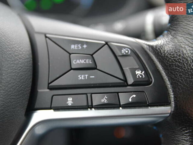 Серый Ниссан Лиф, объемом двигателя 0 л и пробегом 109 тыс. км за 12999 $, фото 34 на Automoto.ua