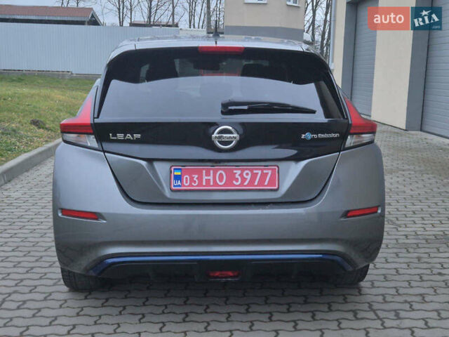 Серый Ниссан Лиф, объемом двигателя 0 л и пробегом 97 тыс. км за 11300 $, фото 6 на Automoto.ua