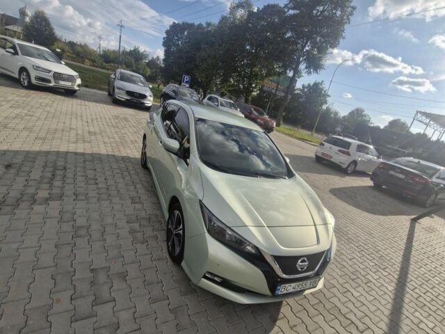 Сірий Ніссан Ліф, об'ємом двигуна 0 л та пробігом 115 тис. км за 11500 $, фото 6 на Automoto.ua