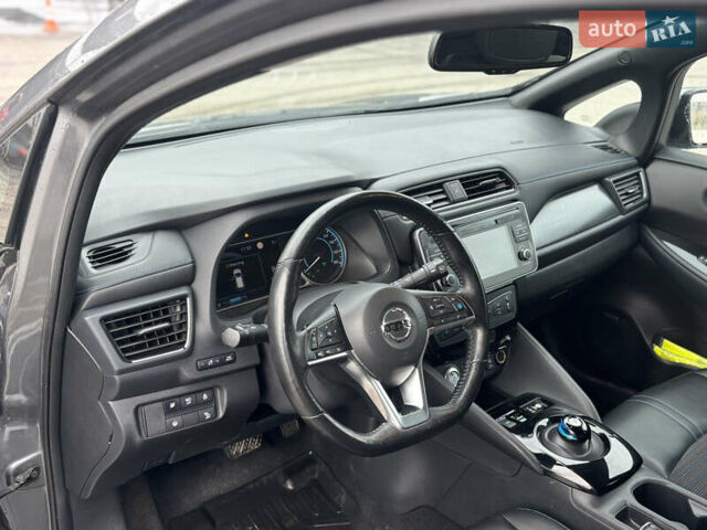 Сірий Ніссан Ліф, об'ємом двигуна 0 л та пробігом 152 тис. км за 11950 $, фото 29 на Automoto.ua