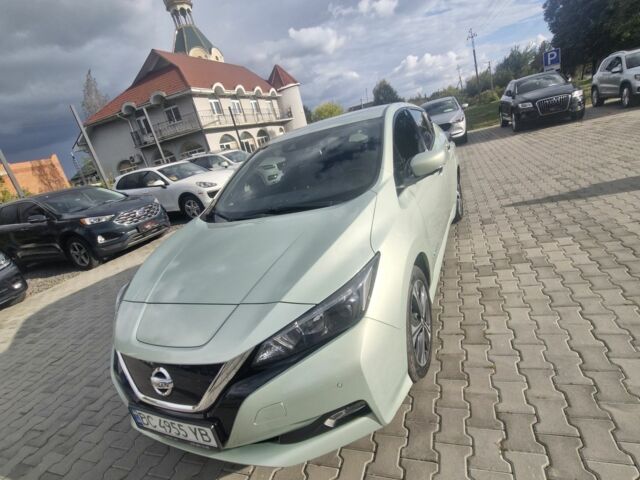 Сірий Ніссан Ліф, об'ємом двигуна 0 л та пробігом 115 тис. км за 11500 $, фото 2 на Automoto.ua