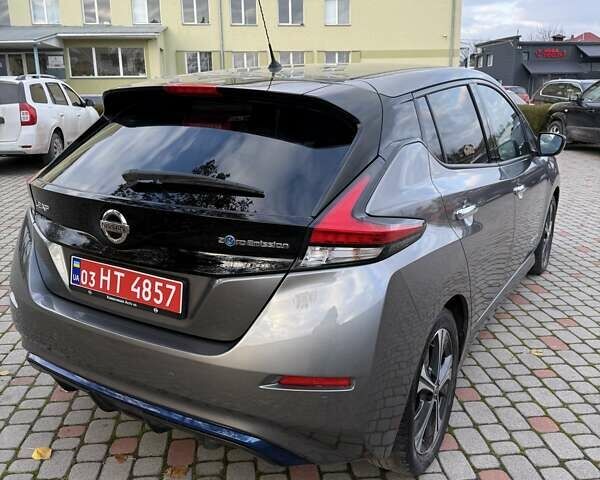 Серый Ниссан Лиф, объемом двигателя 0 л и пробегом 127 тыс. км за 12400 $, фото 9 на Automoto.ua