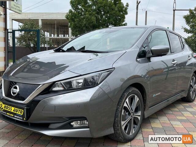 Сірий Ніссан Ліф, об'ємом двигуна 40 л та пробігом 70 тис. км за 14500 $, фото 2 на Automoto.ua