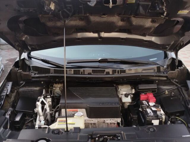 Сірий Ніссан Ліф, об'ємом двигуна 0 л та пробігом 138 тис. км за 11500 $, фото 6 на Automoto.ua