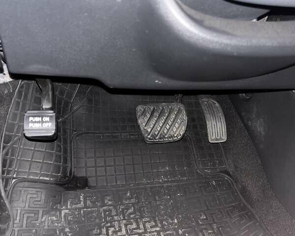 Сірий Ніссан Ліф, об'ємом двигуна 0 л та пробігом 82 тис. км за 14300 $, фото 35 на Automoto.ua