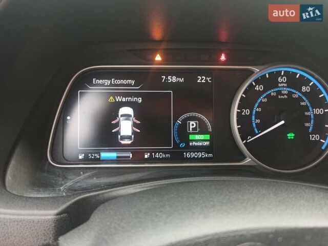 Серый Ниссан Лиф, объемом двигателя 0 л и пробегом 171 тыс. км за 11600 $, фото 23 на Automoto.ua