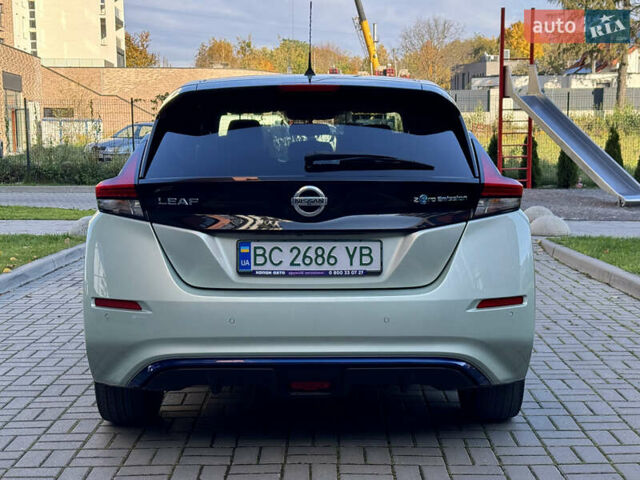 Серый Ниссан Лиф, объемом двигателя 0 л и пробегом 132 тыс. км за 12400 $, фото 3 на Automoto.ua