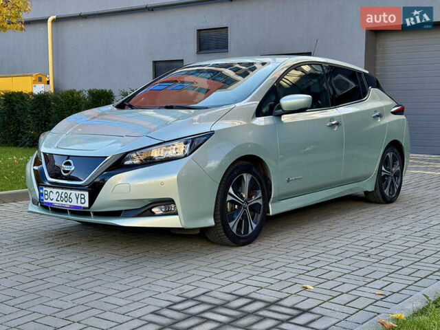 Серый Ниссан Лиф, объемом двигателя 0 л и пробегом 125 тыс. км за 12400 $, фото 1 на Automoto.ua