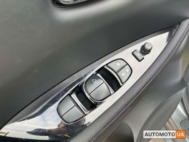 Сірий Ніссан Ліф, об'ємом двигуна 40 л та пробігом 70 тис. км за 14500 $, фото 13 на Automoto.ua