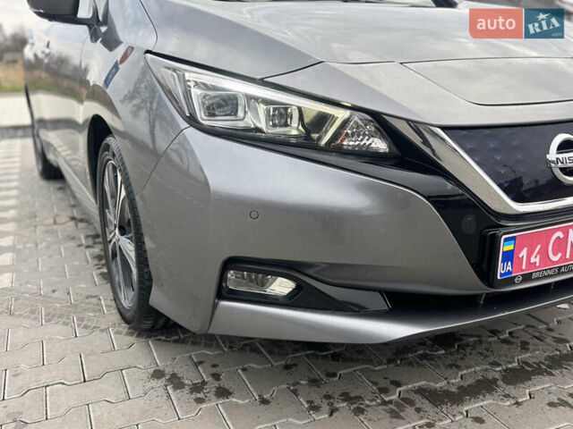 Сірий Ніссан Ліф, об'ємом двигуна 0 л та пробігом 152 тис. км за 11950 $, фото 13 на Automoto.ua