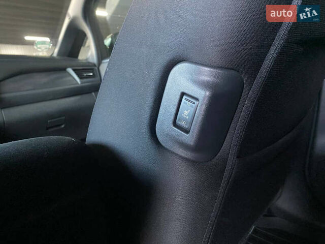 Серый Ниссан Лиф, объемом двигателя 0 л и пробегом 43 тыс. км за 12999 $, фото 20 на Automoto.ua