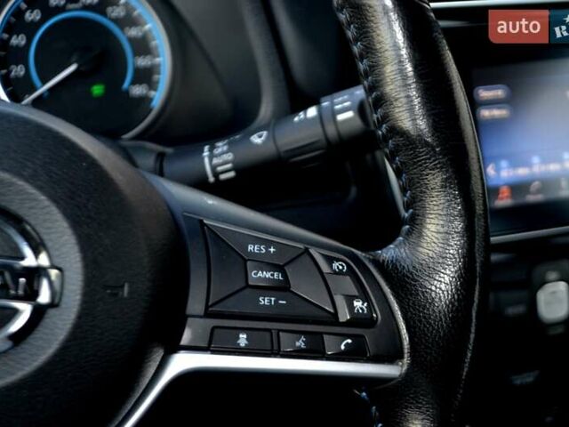 Сірий Ніссан Ліф, об'ємом двигуна 0 л та пробігом 119 тис. км за 12300 $, фото 98 на Automoto.ua