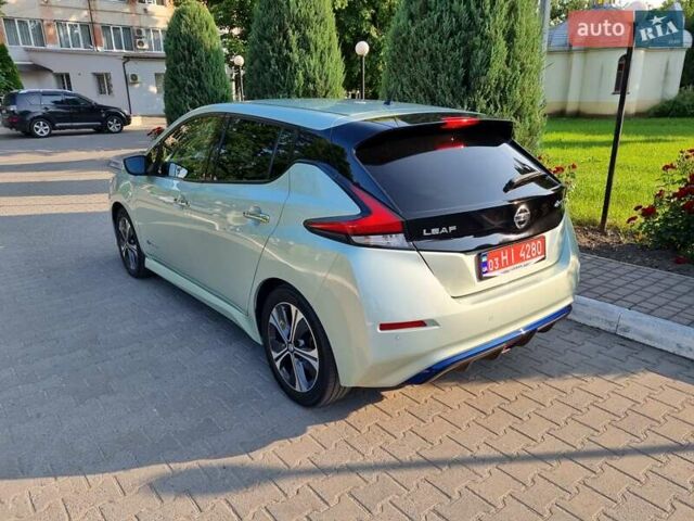 Сірий Ніссан Ліф, об'ємом двигуна 0 л та пробігом 173 тис. км за 10850 $, фото 5 на Automoto.ua