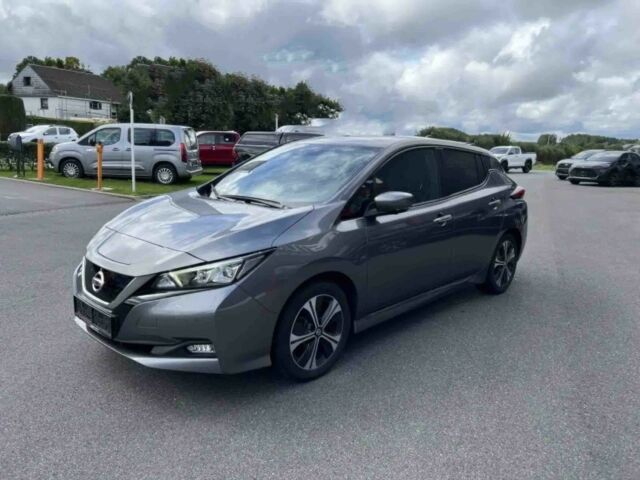 Серый Ниссан Лиф, объемом двигателя 0 л и пробегом 47 тыс. км за 4650 $, фото 2 на Automoto.ua