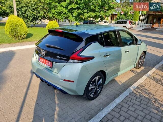 Сірий Ніссан Ліф, об'ємом двигуна 0 л та пробігом 173 тис. км за 10850 $, фото 3 на Automoto.ua