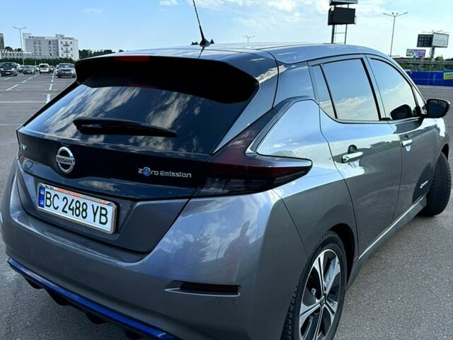 Серый Ниссан Лиф, объемом двигателя 0 л и пробегом 180 тыс. км за 14250 $, фото 3 на Automoto.ua