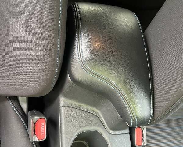 Сірий Ніссан Ліф, об'ємом двигуна 0 л та пробігом 82 тис. км за 14300 $, фото 17 на Automoto.ua