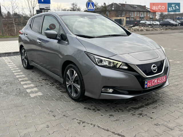 Сірий Ніссан Ліф, об'ємом двигуна 0 л та пробігом 152 тис. км за 11950 $, фото 11 на Automoto.ua