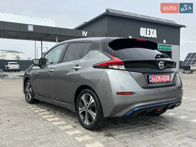 Сірий Ніссан Ліф, об'ємом двигуна 0 л та пробігом 152 тис. км за 11950 $, фото 4 на Automoto.ua