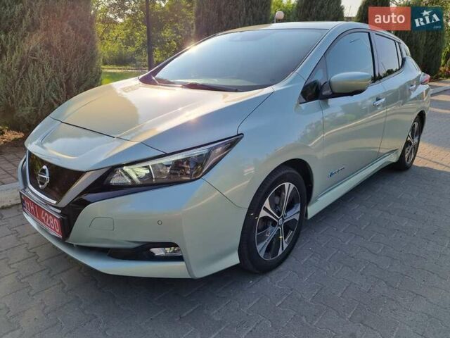 Сірий Ніссан Ліф, об'ємом двигуна 0 л та пробігом 173 тис. км за 10850 $, фото 7 на Automoto.ua