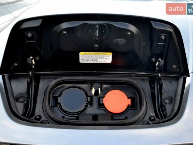 Сірий Ніссан Ліф, об'ємом двигуна 0 л та пробігом 119 тис. км за 12300 $, фото 169 на Automoto.ua