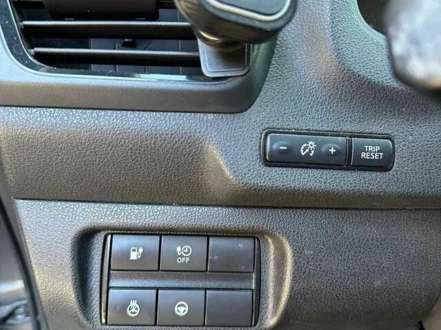 Серый Ниссан Лиф, объемом двигателя 0 л и пробегом 90 тыс. км за 13200 $, фото 5 на Automoto.ua