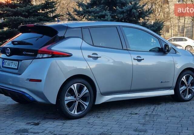 Сірий Ніссан Ліф, об'ємом двигуна 0 л та пробігом 95 тис. км за 13100 $, фото 17 на Automoto.ua