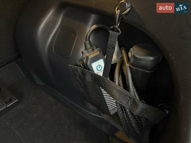 Серый Ниссан Лиф, объемом двигателя 0 л и пробегом 130 тыс. км за 11999 $, фото 40 на Automoto.ua