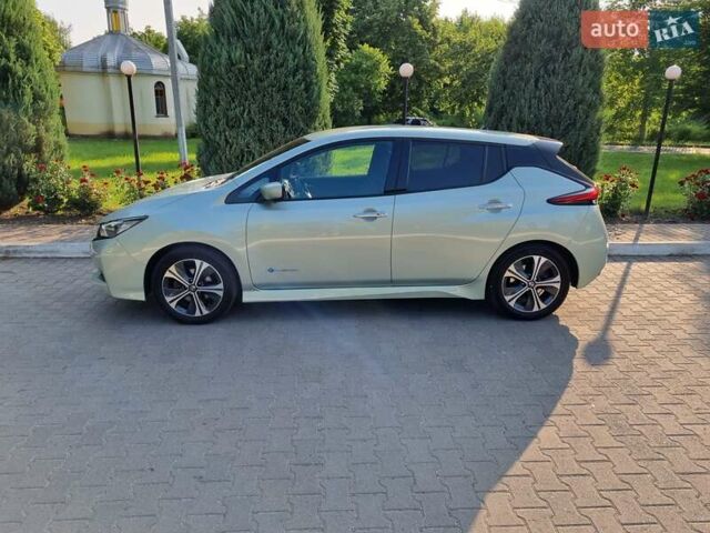 Сірий Ніссан Ліф, об'ємом двигуна 0 л та пробігом 173 тис. км за 10850 $, фото 6 на Automoto.ua