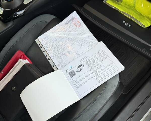 Серый Ниссан Лиф, объемом двигателя 0 л и пробегом 127 тыс. км за 12400 $, фото 30 на Automoto.ua