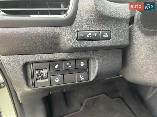 Серый Ниссан Лиф, объемом двигателя 0 л и пробегом 102 тыс. км за 13200 $, фото 31 на Automoto.ua