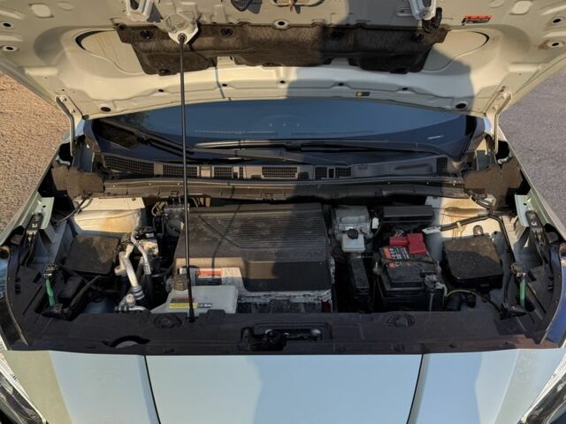 Серый Ниссан Лиф, объемом двигателя 0 л и пробегом 103 тыс. км за 287 $, фото 7 на Automoto.ua