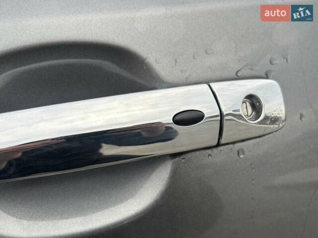 Сірий Ніссан Ліф, об'ємом двигуна 0 л та пробігом 152 тис. км за 11950 $, фото 21 на Automoto.ua