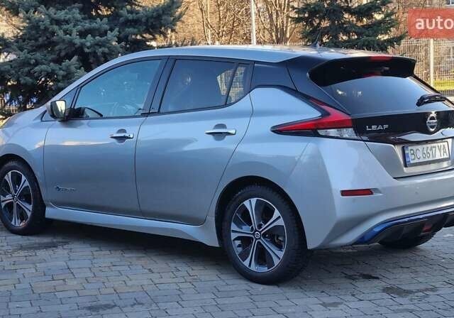 Сірий Ніссан Ліф, об'ємом двигуна 0 л та пробігом 95 тис. км за 13100 $, фото 13 на Automoto.ua