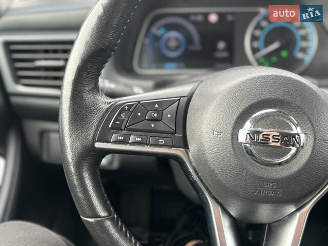 Сірий Ніссан Ліф, об'ємом двигуна 0 л та пробігом 152 тис. км за 11950 $, фото 35 на Automoto.ua