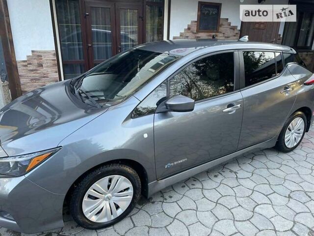 Сірий Ніссан Ліф, об'ємом двигуна 0 л та пробігом 115 тис. км за 11850 $, фото 2 на Automoto.ua