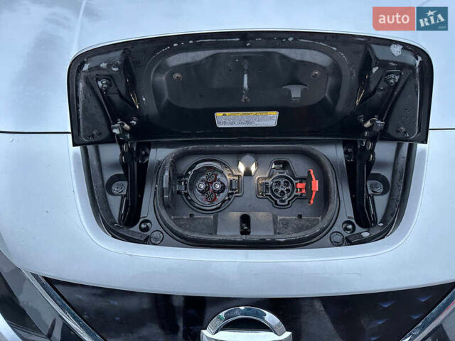 Сірий Ніссан Ліф, об'ємом двигуна 0 л та пробігом 31 тис. км за 13600 $, фото 21 на Automoto.ua