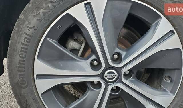 Серый Ниссан Лиф, объемом двигателя 0 л и пробегом 175 тыс. км за 12100 $, фото 6 на Automoto.ua