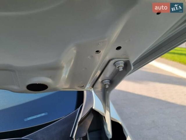 Сірий Ніссан Ліф, об'ємом двигуна 0 л та пробігом 173 тис. км за 10850 $, фото 40 на Automoto.ua