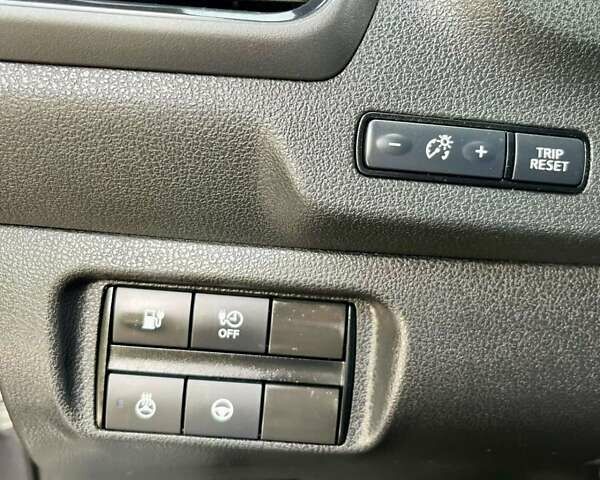 Сірий Ніссан Ліф, об'ємом двигуна 0 л та пробігом 165 тис. км за 10700 $, фото 16 на Automoto.ua