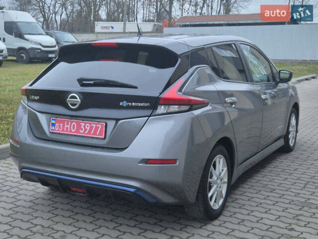 Серый Ниссан Лиф, объемом двигателя 0 л и пробегом 97 тыс. км за 11300 $, фото 3 на Automoto.ua