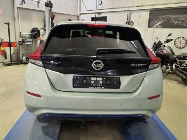 Серый Ниссан Лиф, объемом двигателя 0 л и пробегом 77 тыс. км за 11700 $, фото 4 на Automoto.ua