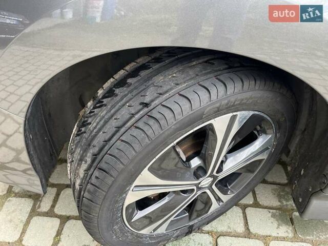 Сірий Ніссан Ліф, об'ємом двигуна 0 л та пробігом 144 тис. км за 12699 $, фото 56 на Automoto.ua