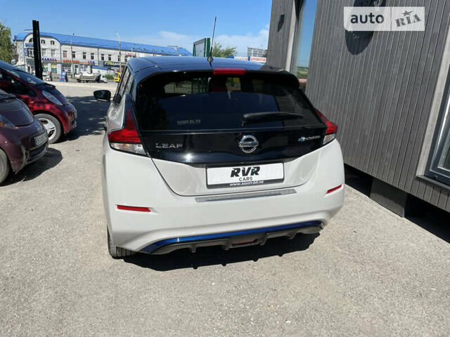 Серый Ниссан Лиф, объемом двигателя 0 л и пробегом 110 тыс. км за 13300 $, фото 13 на Automoto.ua